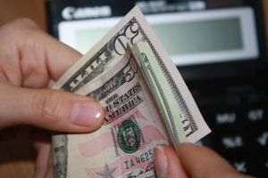 Reuters: SUA opresc transporturile de bani în Irak ca să forţeze destructurarea miliţiilor susţinute de Iran